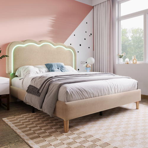 Gepolstertes Bett Aus Rosa Samt