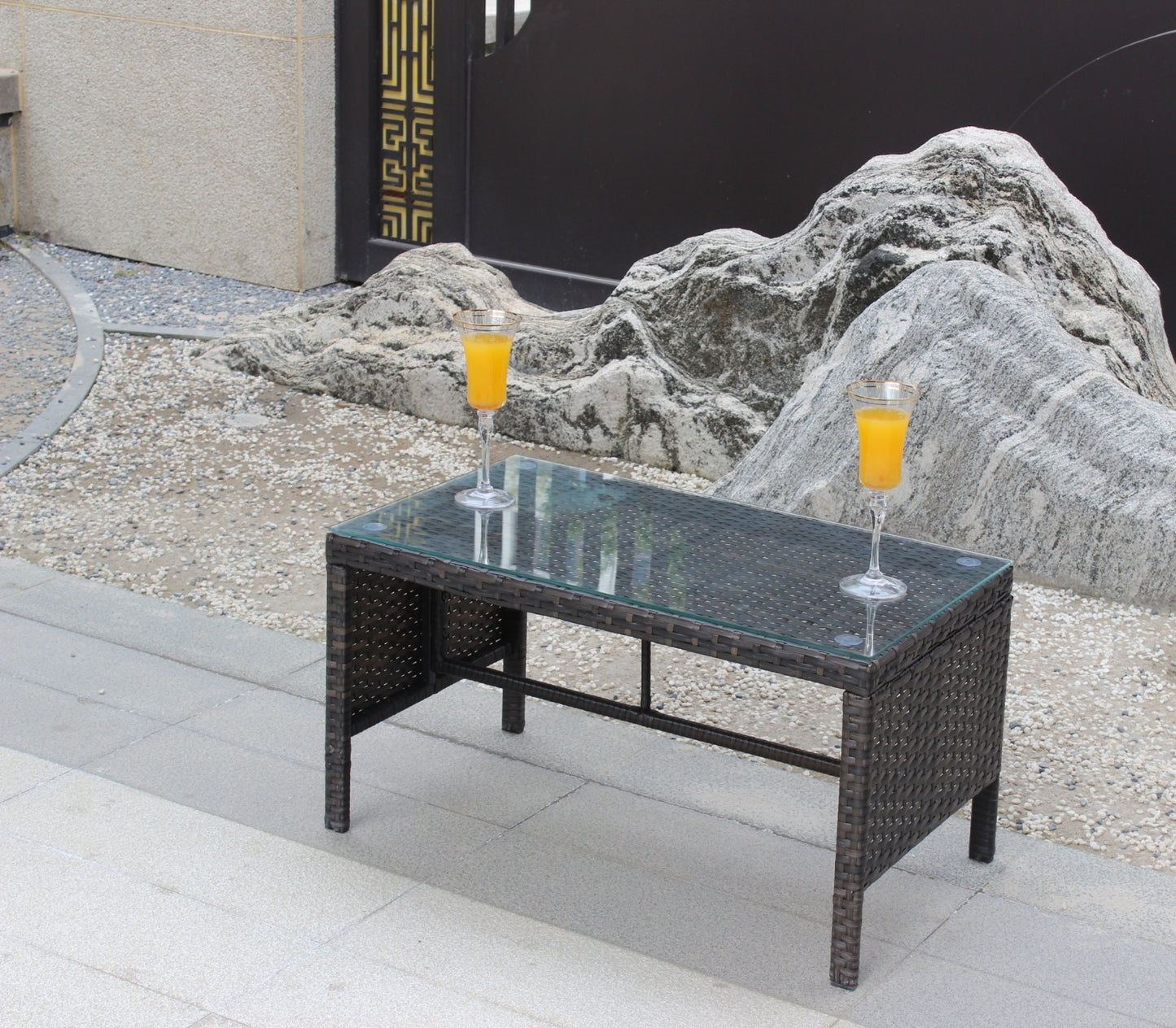 Outdoor Patio Furniture 1 Coffee Table With Clear Tempered Glass