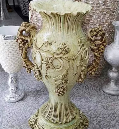 Luxury Fashion-forward European-style Vase Decoration