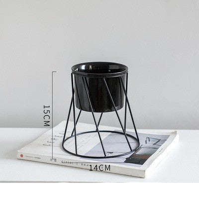 Nordic Frustum Iron Art Is Simple